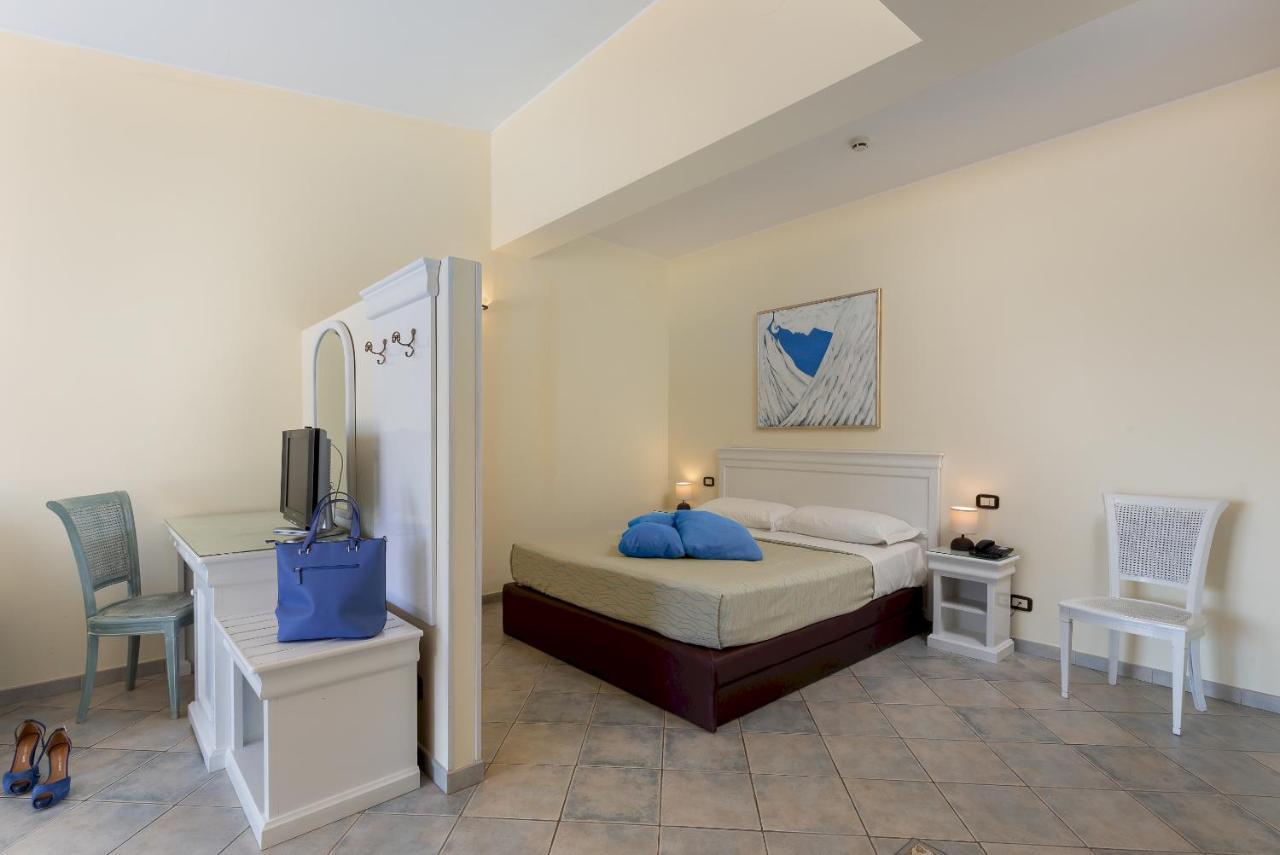 Hotel Riviera San Vito Lo Capo Exteriér fotografie